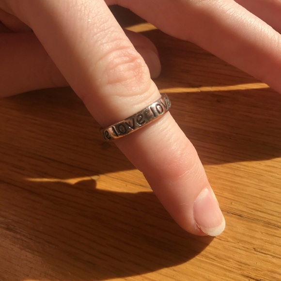 Love Inscribed Band Ring - Picture 2 of 8